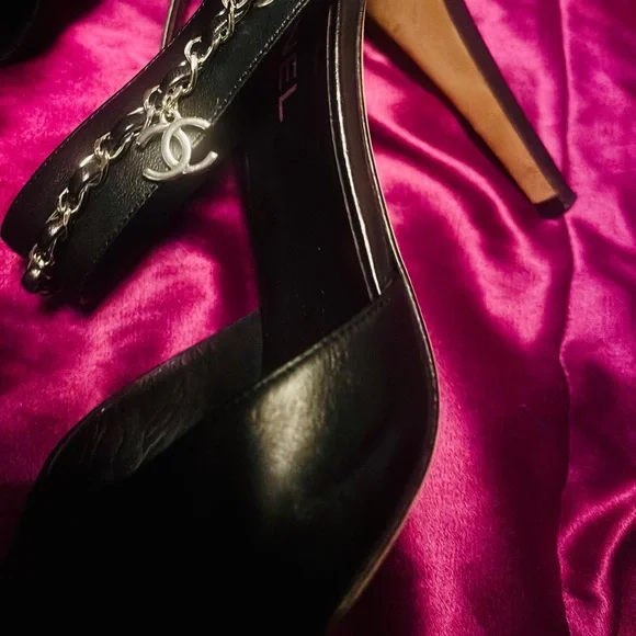 CHANEL CC CHARM CHAINED STRAPPY SANDALS - Picture 2 of 12